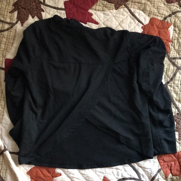 Kyoden never worn sweatshirt black split back size medium - Picture 2 of 3